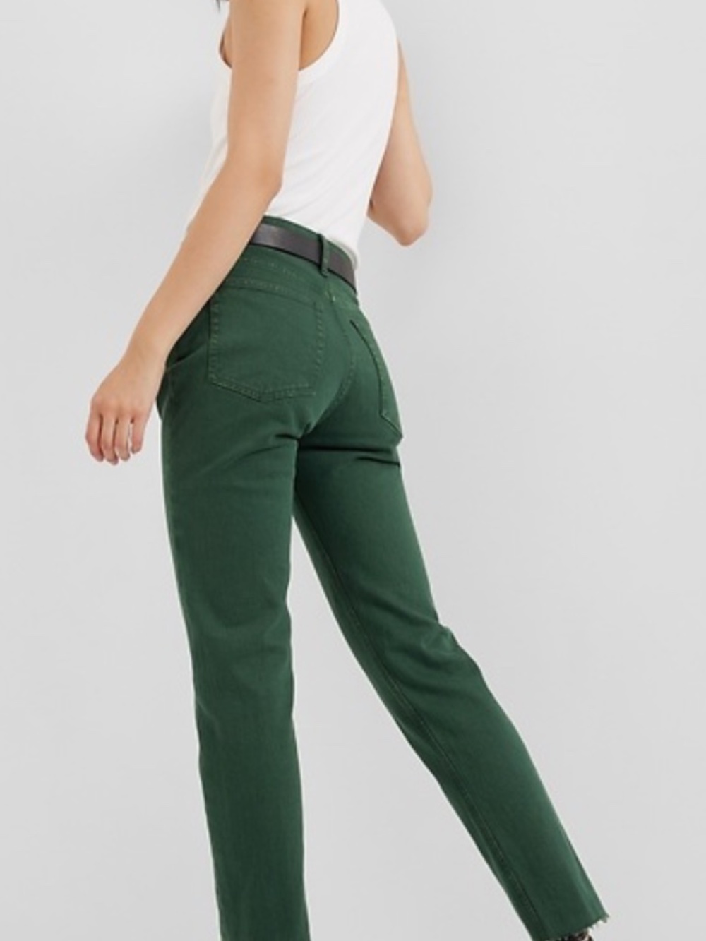 NWOT GAP Women’s High Rise Cheeky Straight Jeans in Hunter Green Size 28/6 Short - Picture 2 of 9